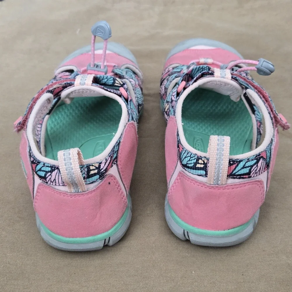 KEEN Seacamp II CNX Sandals Y4  EU36 Pink Multi Water Shoes Outdoor Hiking Beach